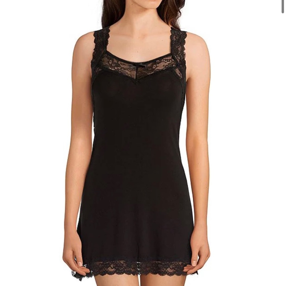Honeydew Black Chemise nwot